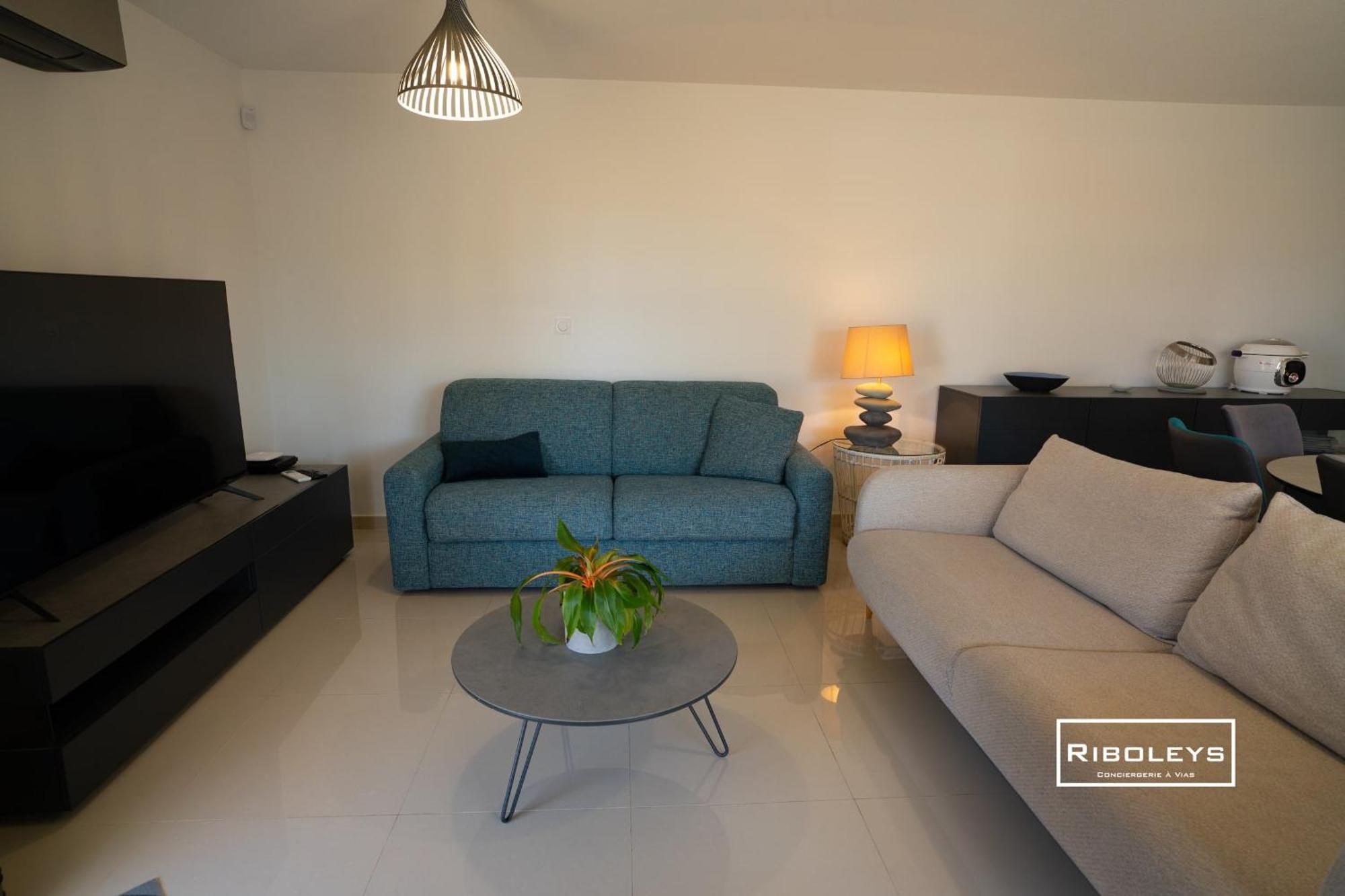 Grand T3 Neuf Climatise Avec Wifi A 100M De La Plage Vias Exterior photo