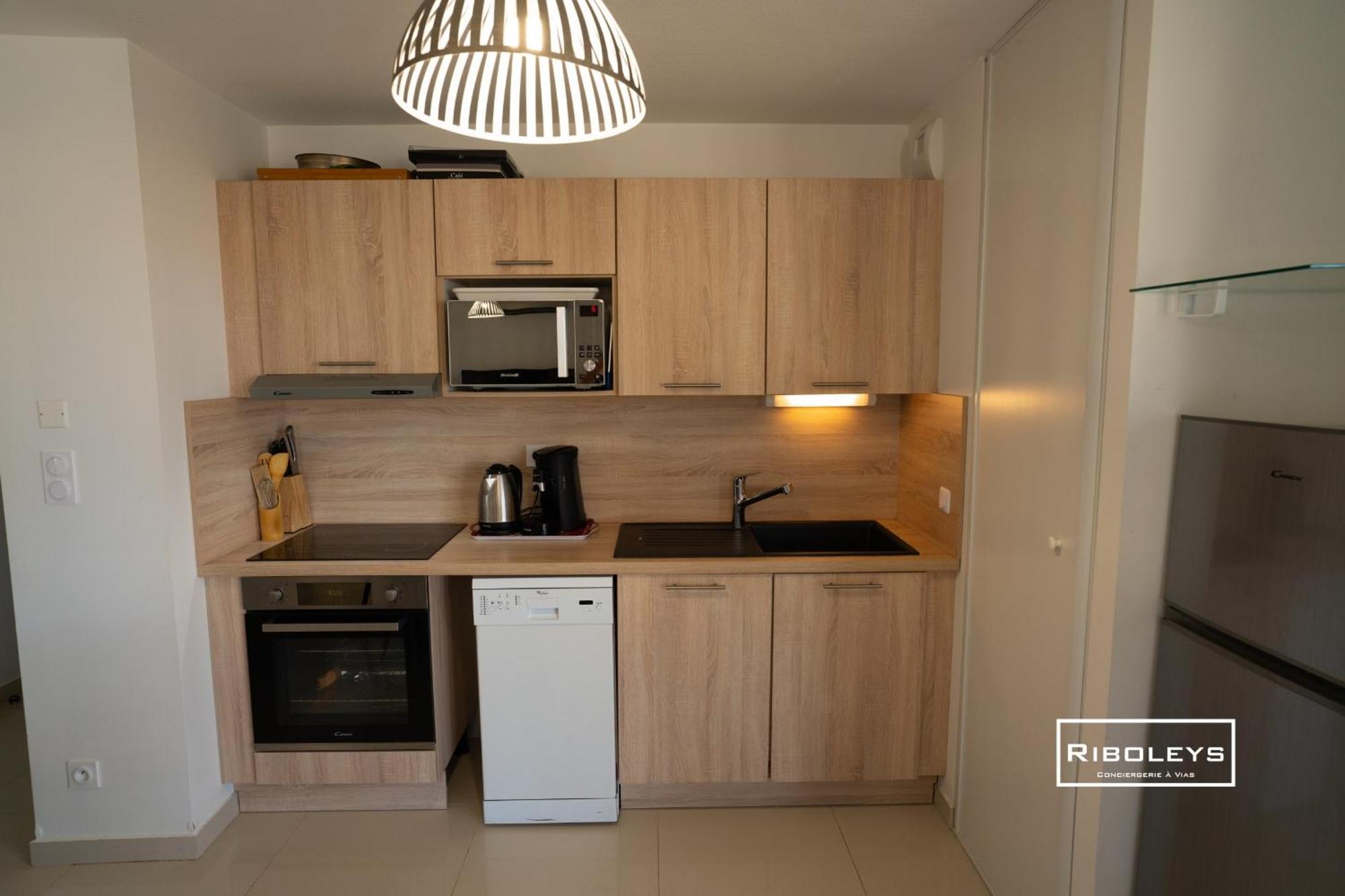 Grand T3 Neuf Climatise Avec Wifi A 100M De La Plage Vias Exterior photo