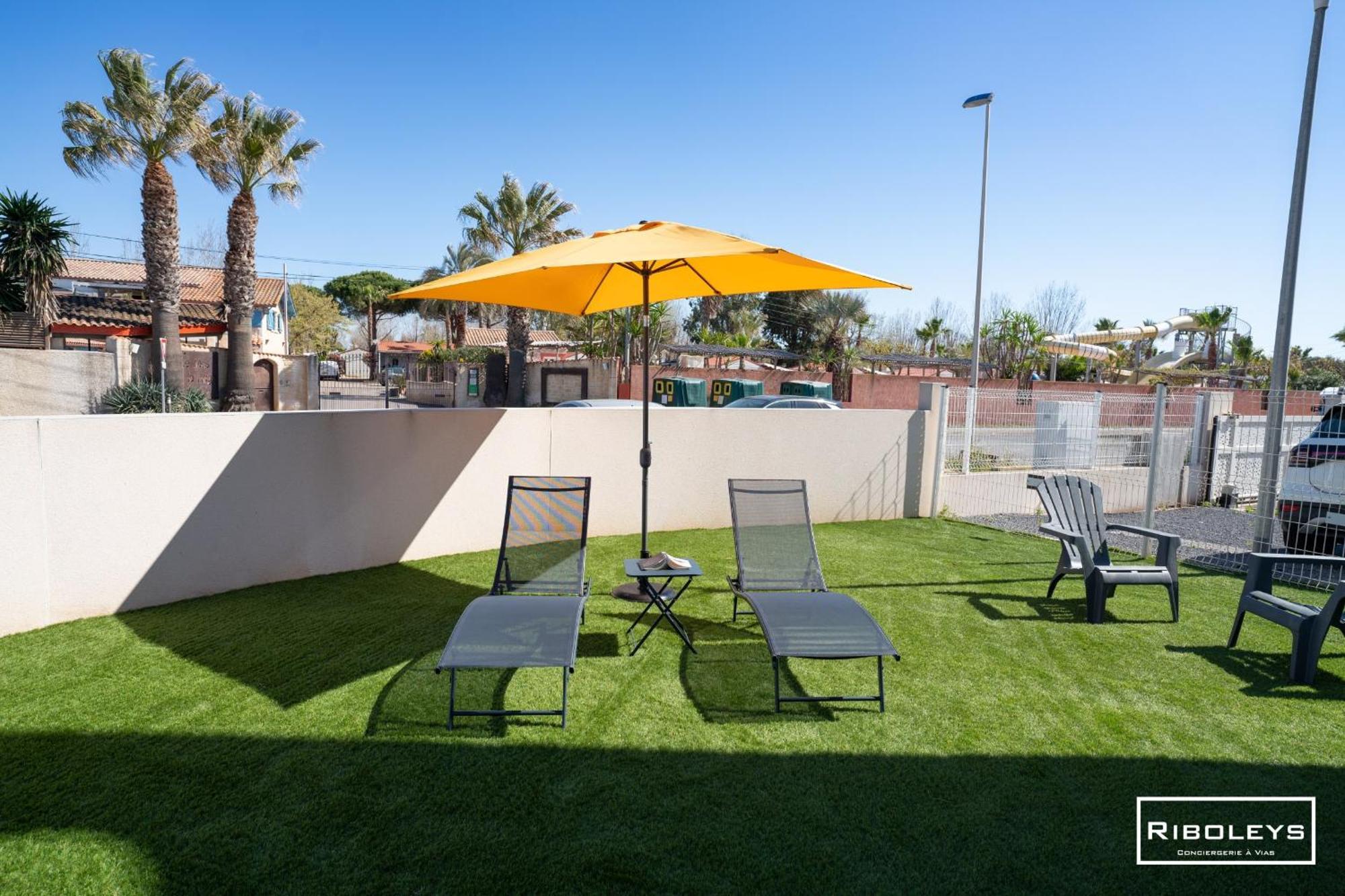 Grand T3 Neuf Climatise Avec Wifi A 100M De La Plage Vias Exterior photo