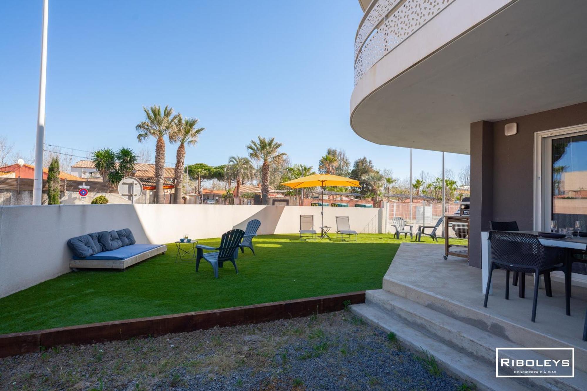 Grand T3 Neuf Climatise Avec Wifi A 100M De La Plage Vias Exterior photo